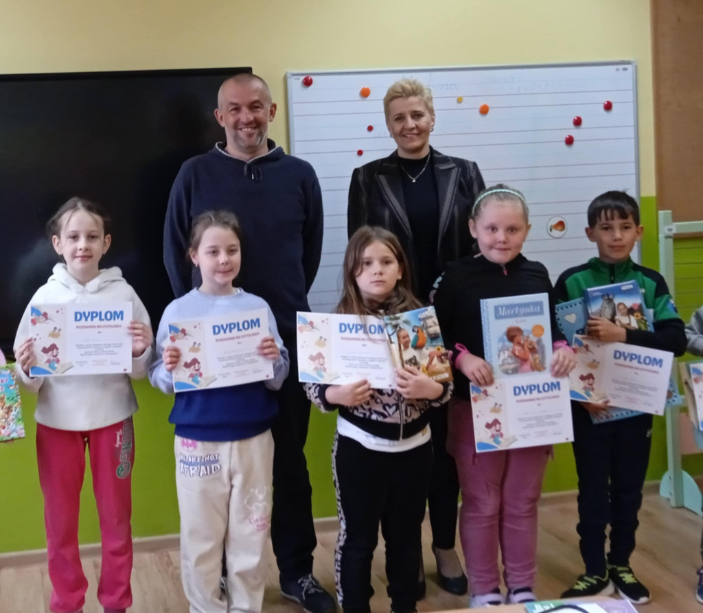 Pasowanie pierwszoklasistów na czytelników