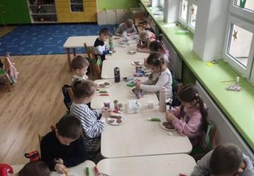 Dekorowanie pierniczków.